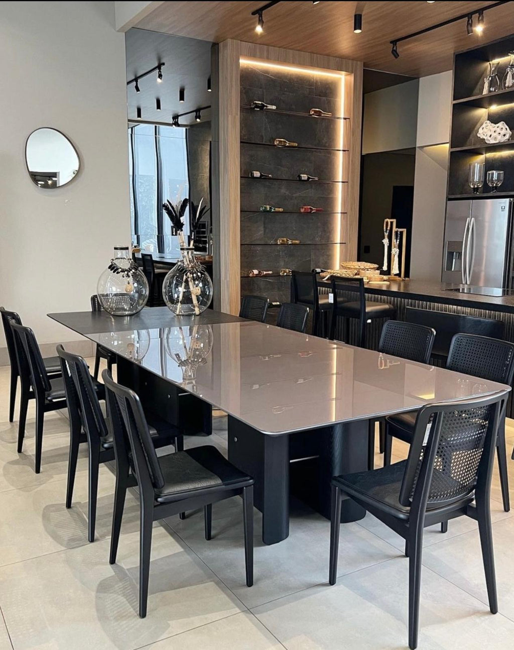 Table à manger LINE – Design moderne & élégance contemporaine
