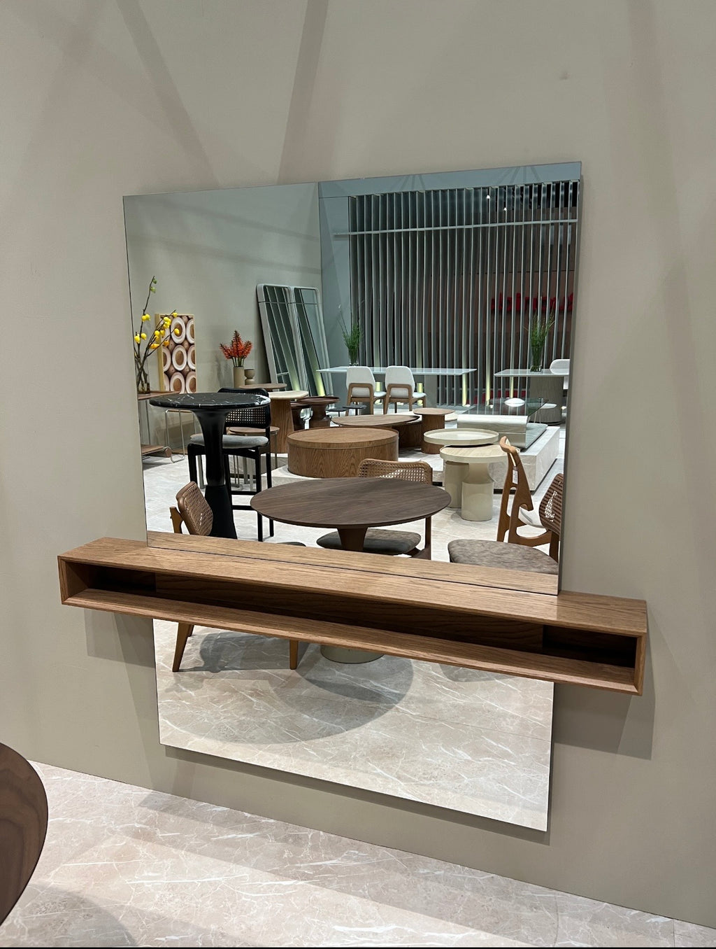 Console SATURNO avec miroir – Élégance contemporaine