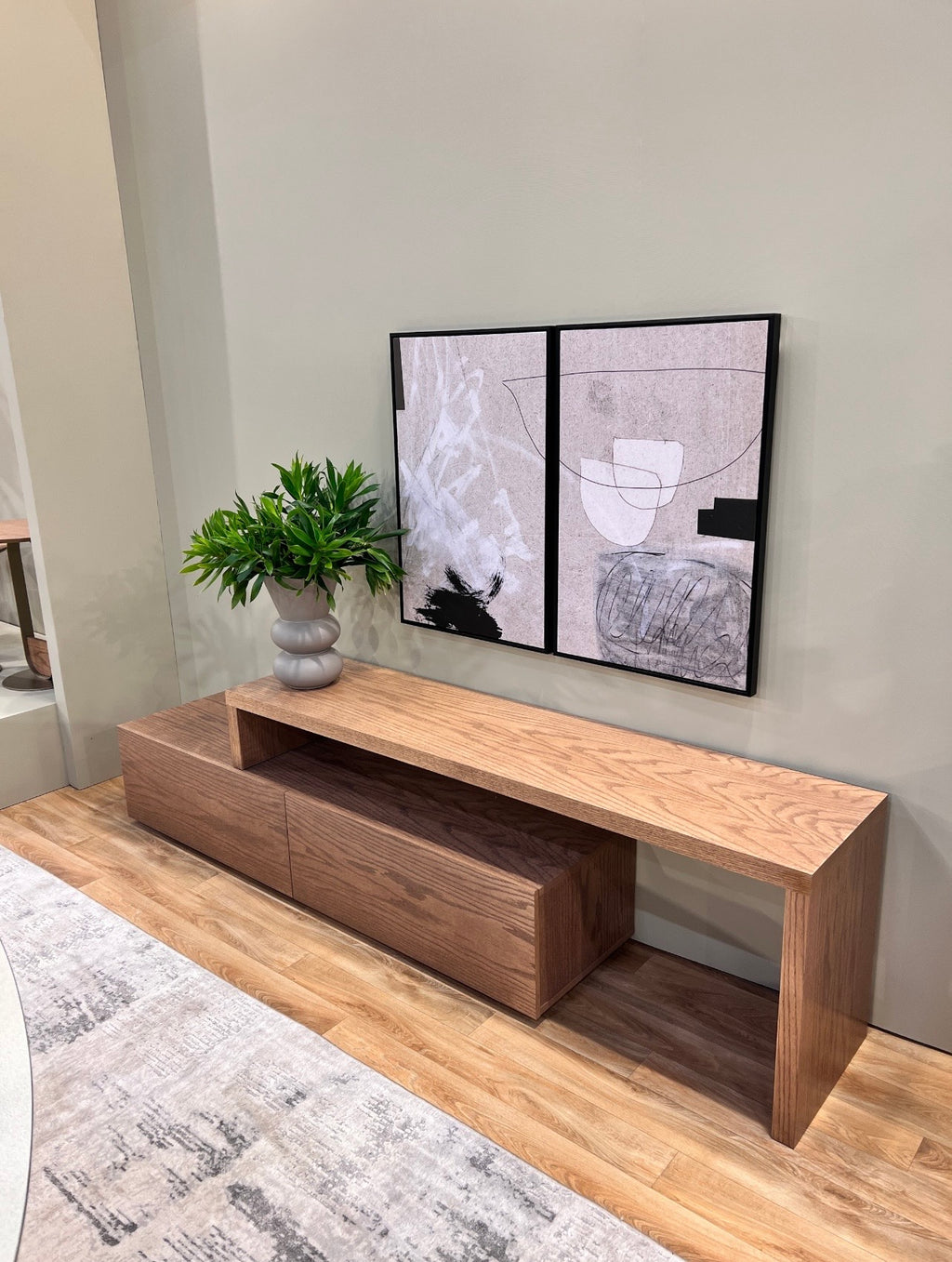 Meuble TV ASTON extensible blanc – Style contemporain